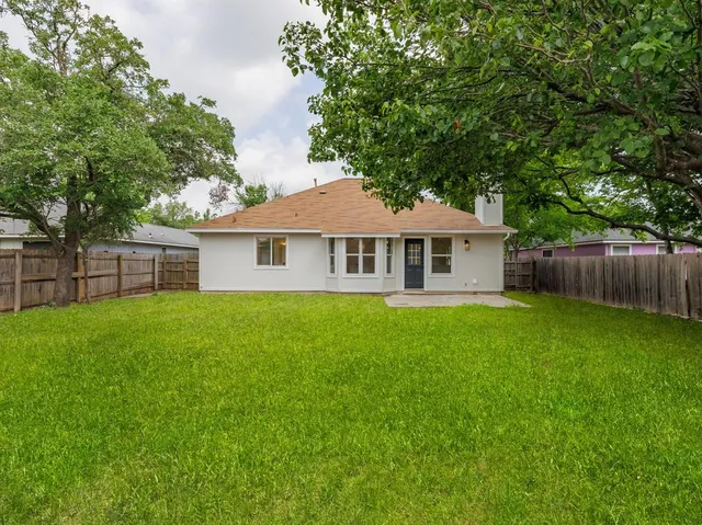 $381,000 | 810 Honeysuckle Drive, Leander, TX 78641