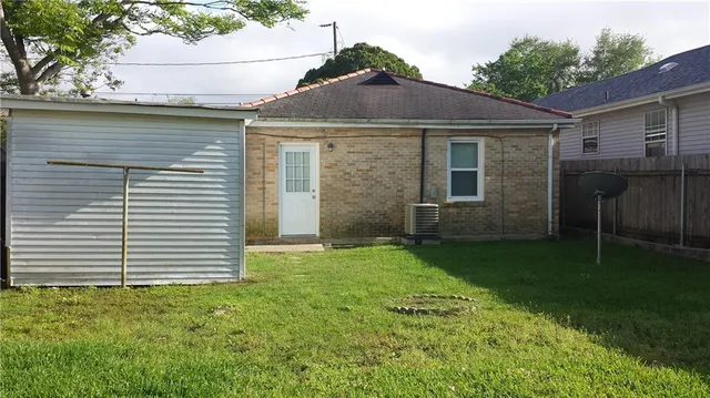 $1,600 | 4325 Center Street, Metairie, LA 70001