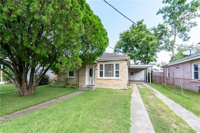 $1,600 | 4325 Center Street, Metairie, LA 70001