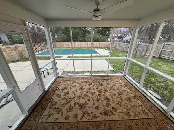 $315,000 | 1912 Southwest Westwood Drive, Topeka, KS 66604