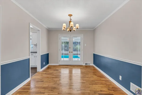 $315,000 | 1912 Southwest Westwood Drive, Topeka, KS 66604