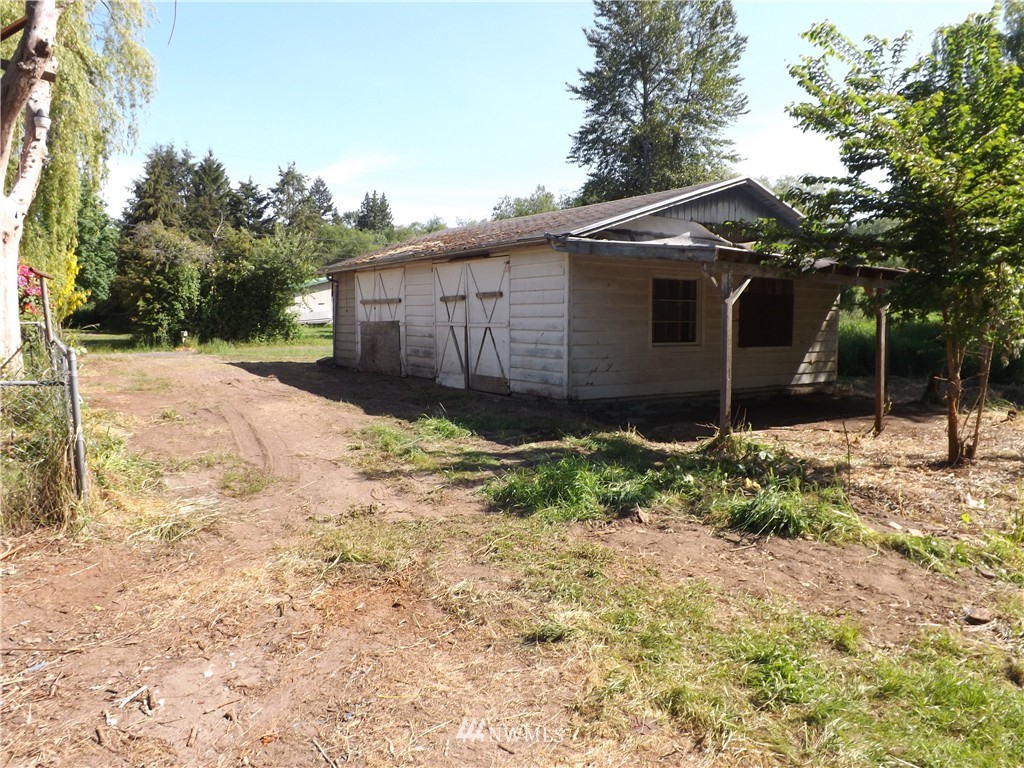1726 Southeast Fenton Road Port Orchard, WA 98367 - Photo 5 of 13 Gallery Image 5