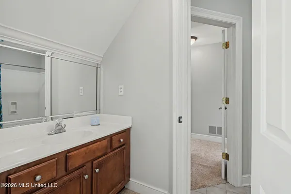 $525,000 | 8472 Belmor Lakes Drive, Olive Branch, MS 38654