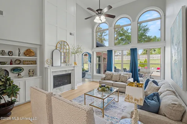 $525,000 | 8472 Belmor Lakes Drive, Olive Branch, MS 38654