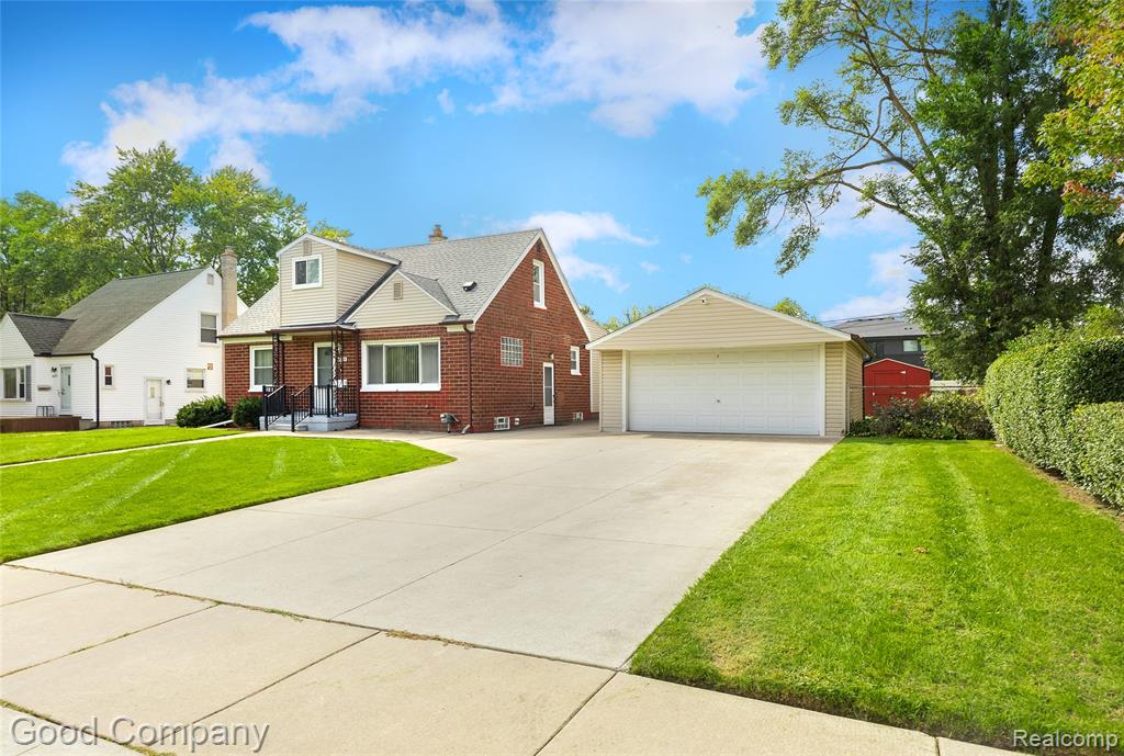 4105 Durham Road Royal Oak, MI 48073 - Photo 3 of 36 Gallery Image 3
