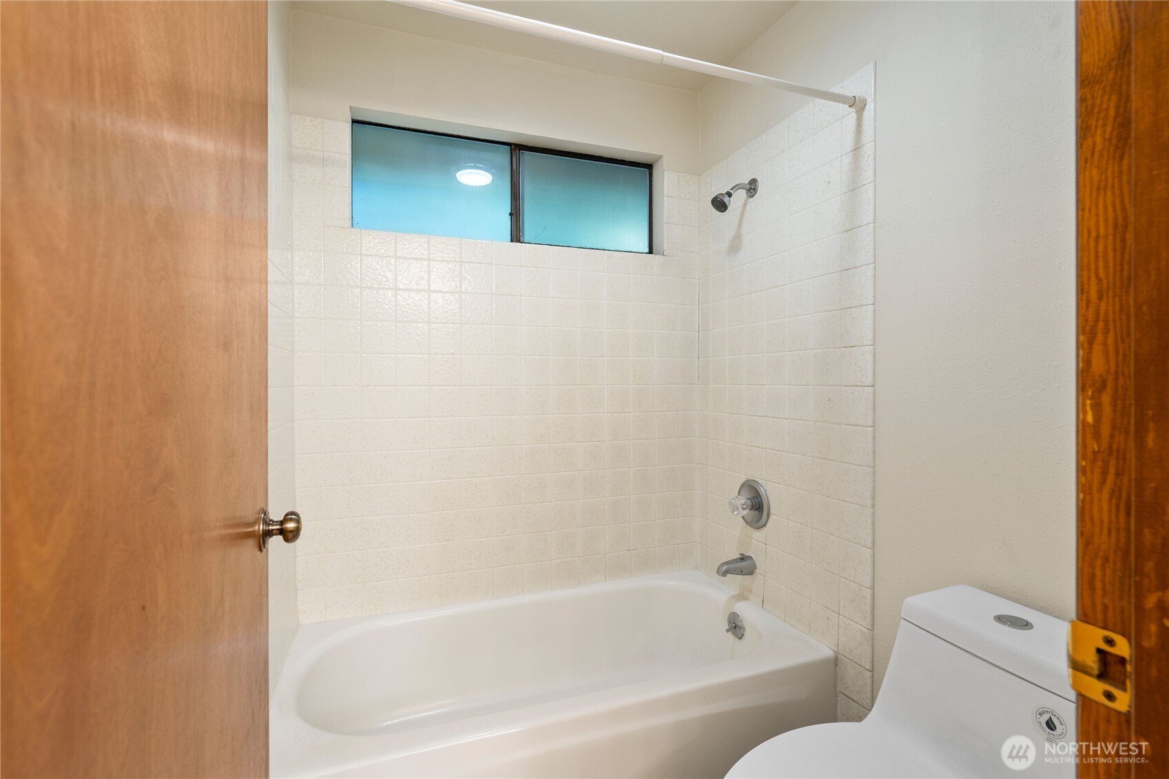 4119 Tartan Way Clinton, WA 98236 - Photo 22 of 38