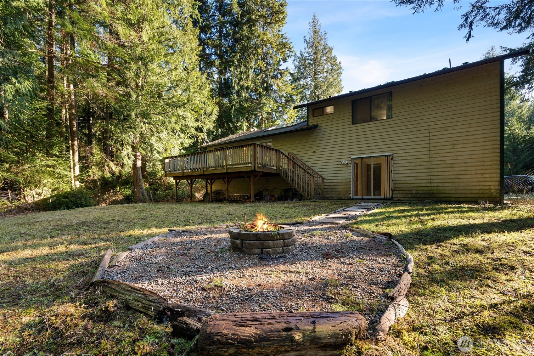 4119 Tartan Way Clinton, WA 98236 - Photo 31 of 38