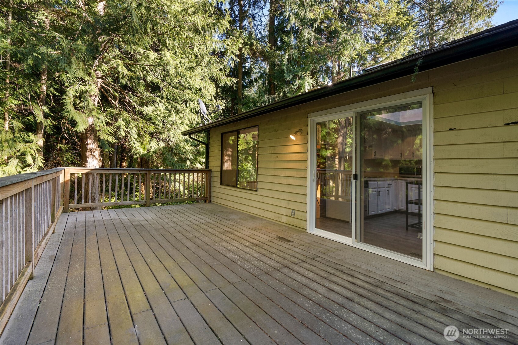 4119 Tartan Way Clinton, WA 98236 - Photo 34 of 38