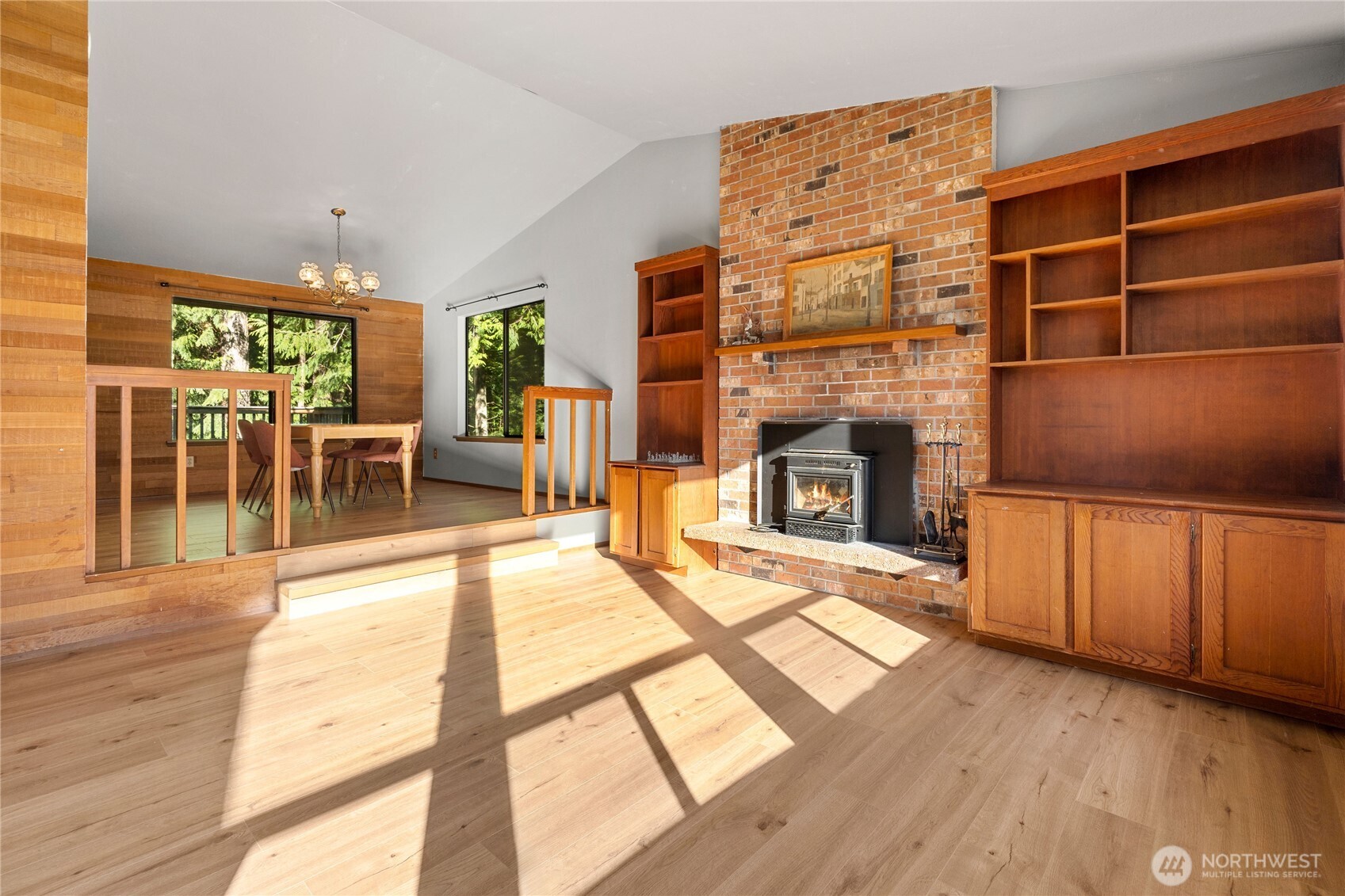 4119 Tartan Way Clinton, WA 98236 - Photo 6 of 38