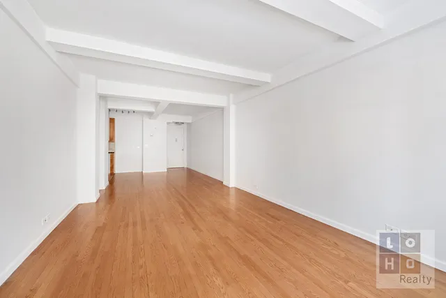 $579,000 | 550 Grand Street, Unit H4D | Lower East Side
