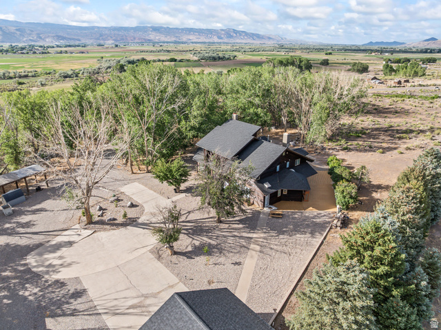 460 Omni Point Road Central Valley, UT 84754 - Photo 94 of 101 Multi-structure property featuring a dark-toned exterior, multiple rooflines, and a covered porch