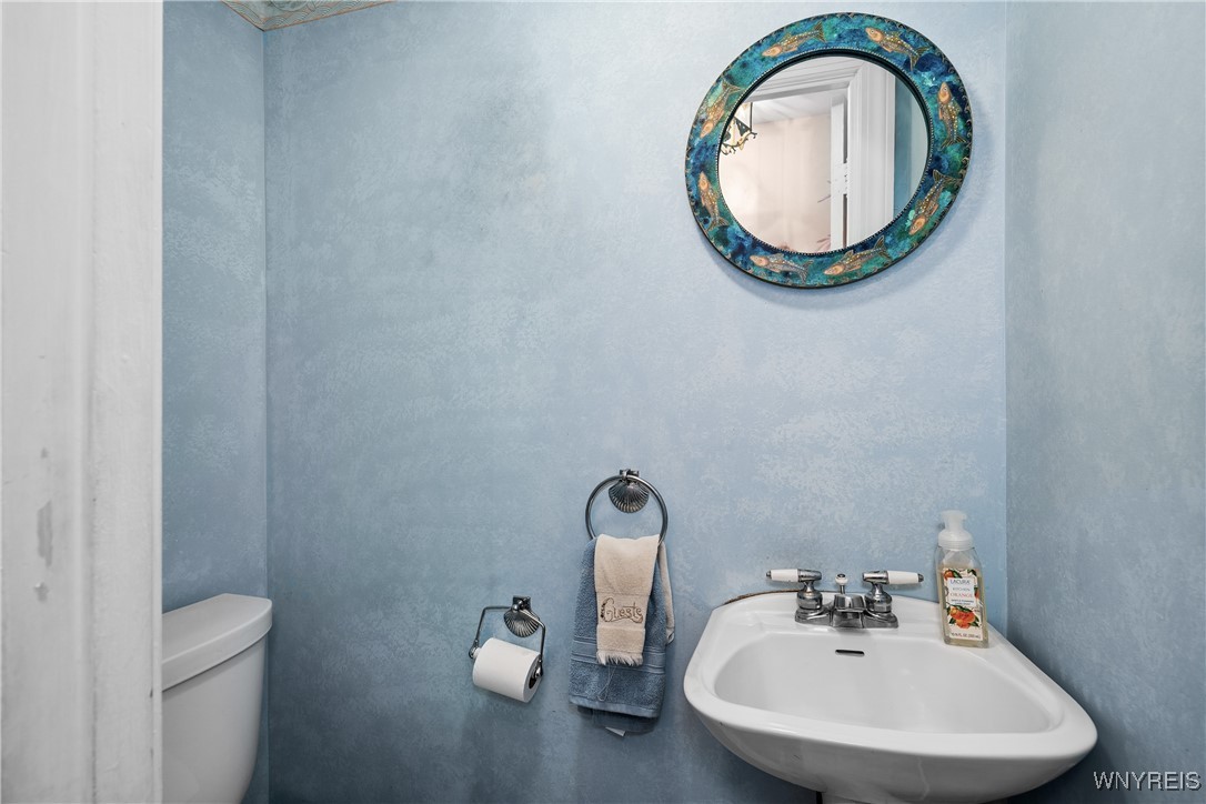 110 Linden Avenue Buffalo, NY 14214 - Photo 18 of 40