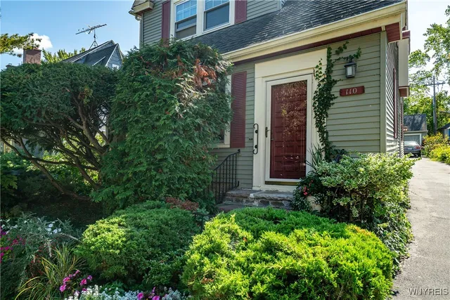 $559,900 | 110 Linden Avenue, Buffalo, NY 14214