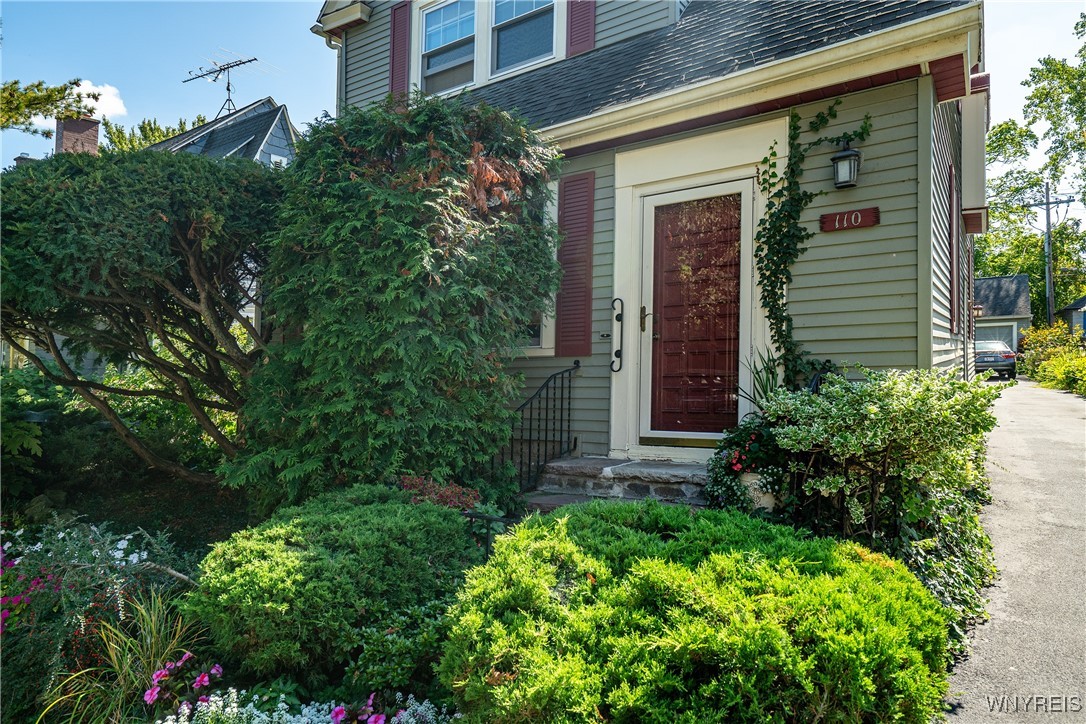110 Linden Avenue Buffalo, NY 14214 - Photo 2 of 40
