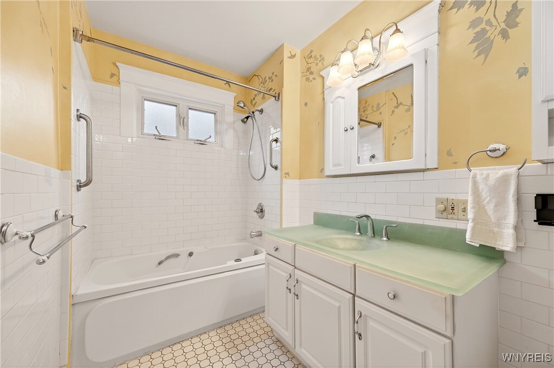 110 Linden Avenue Buffalo, NY 14214 - Photo 24 of 40