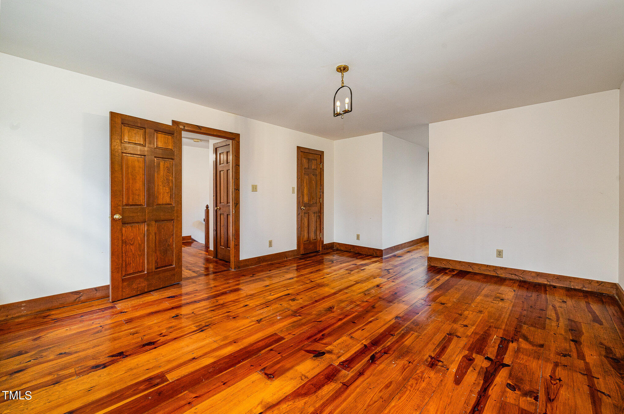 7825 Netherlands Drive Raleigh, NC 27606 - Photo 16 of 33 Upstairs Bedroom #1
