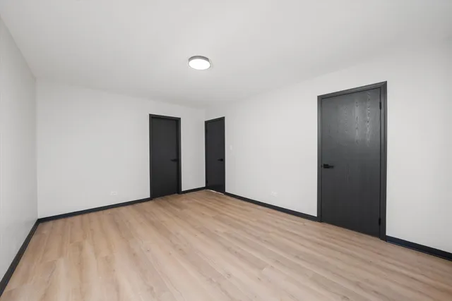 $2,800 | 8040 Geneva Street, Woodridge, IL 60517