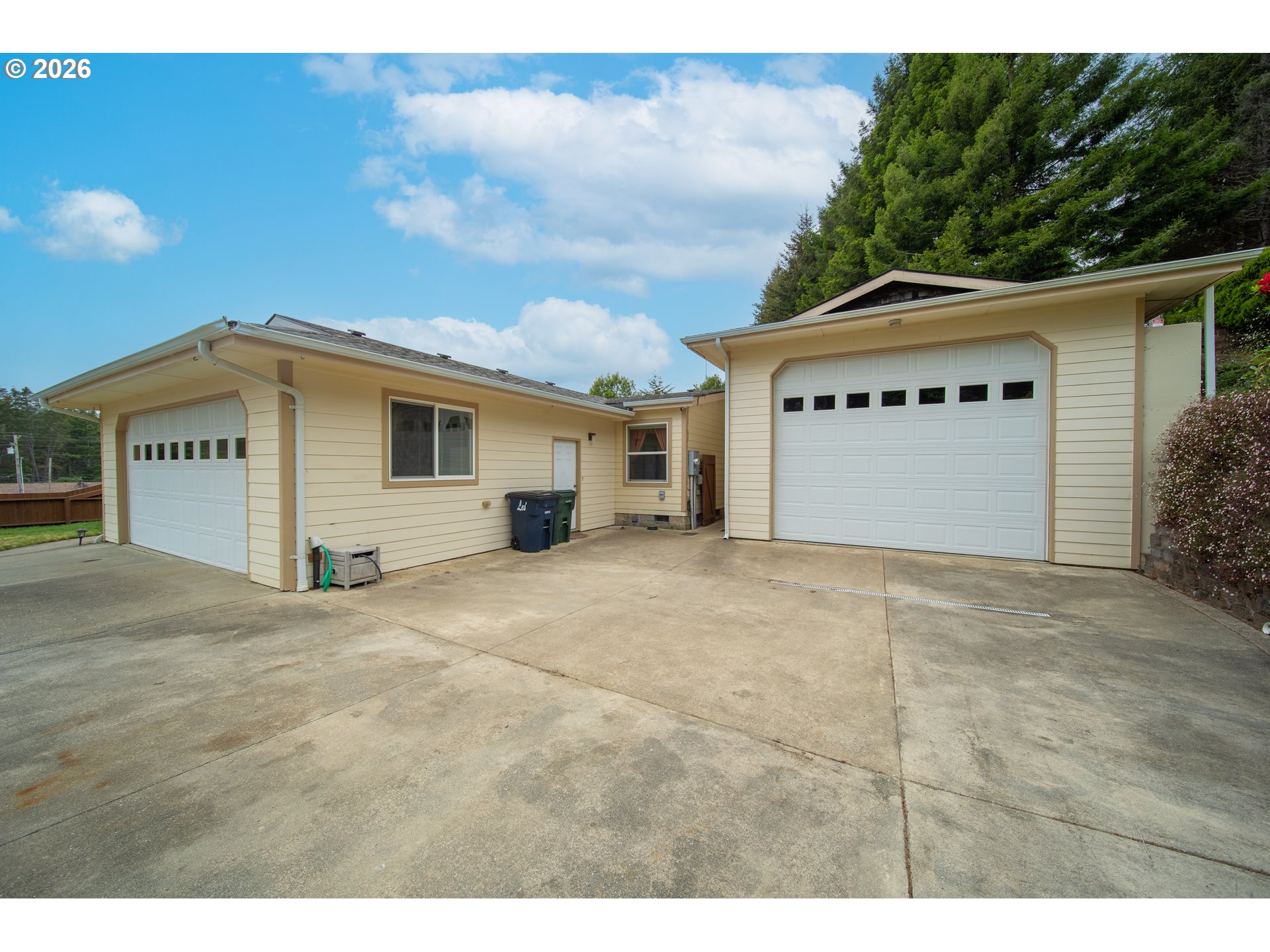 1710 Kristi Loop Lakeside, OR 97449 - Photo 6 of 48