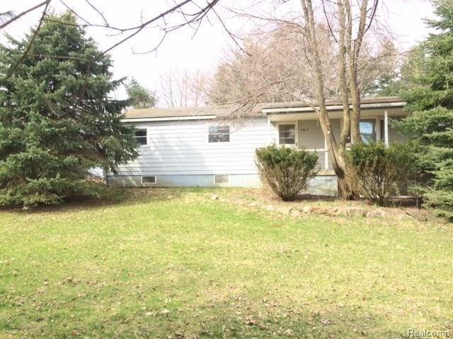 2964 South Summers Road Imlay City, MI 48444 - Photo 1 of 43 front 3.JPG