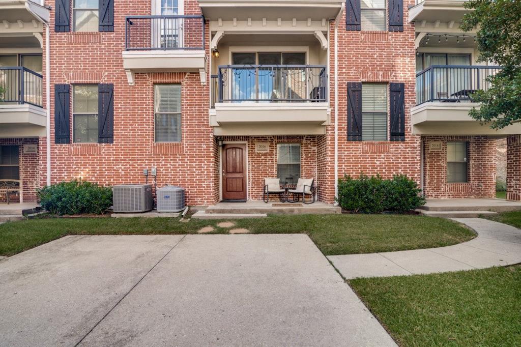 2016 Azure Pointe Richardson, TX 75080 - Photo 3 of 28 Gallery Image 3