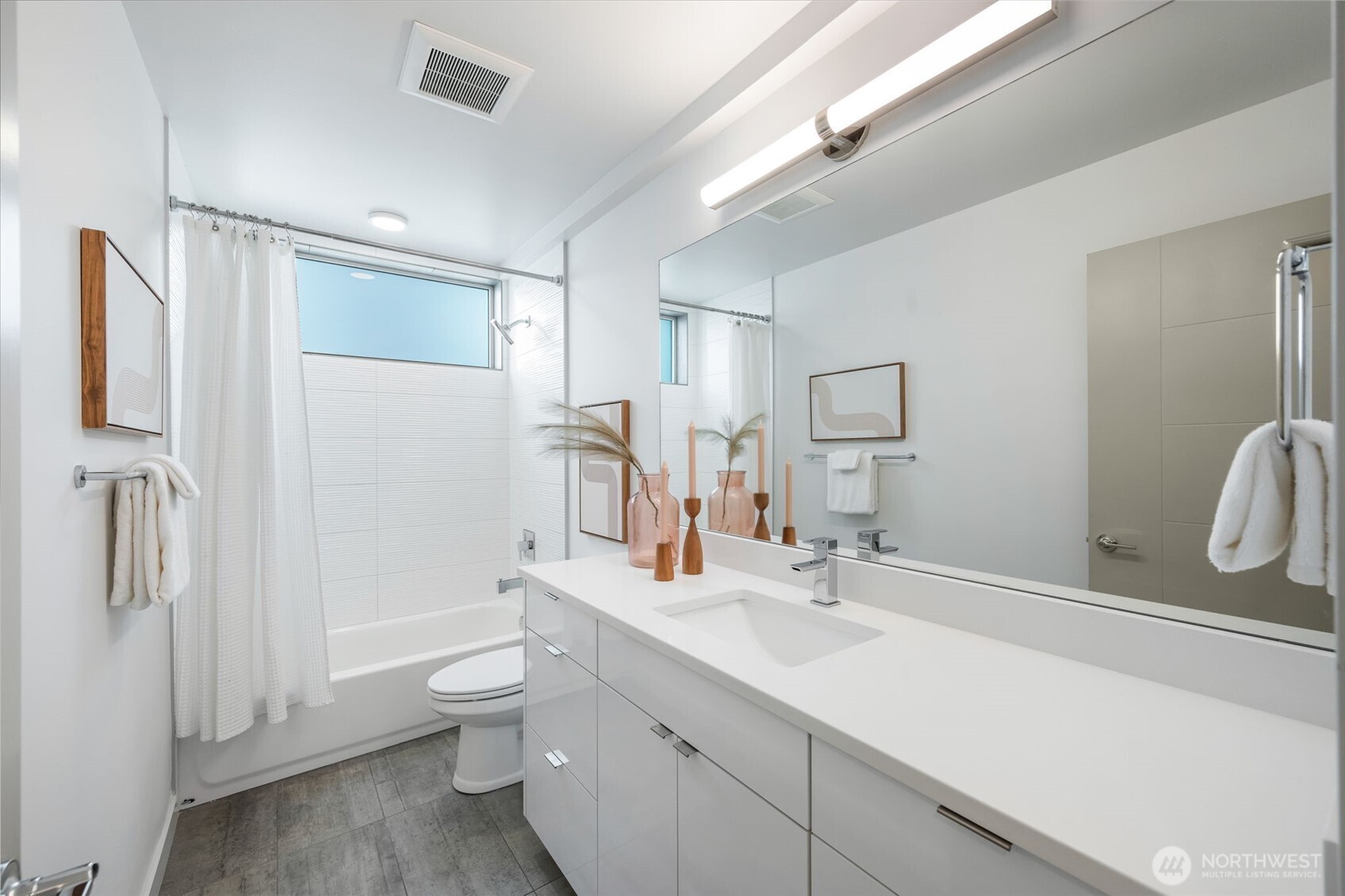 630 Northwest 85th Street, Unit A Seattle, WA 98117 - Photo 13 of 32