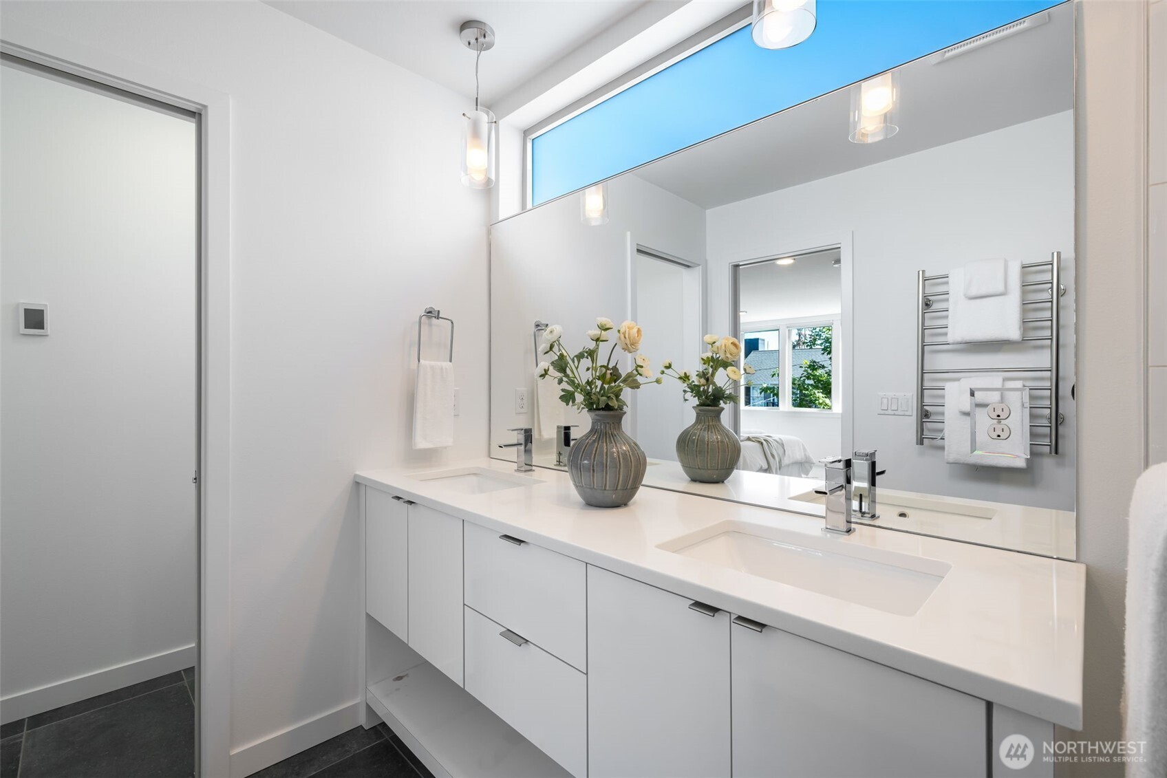 630 Northwest 85th Street, Unit A Seattle, WA 98117 - Photo 19 of 32