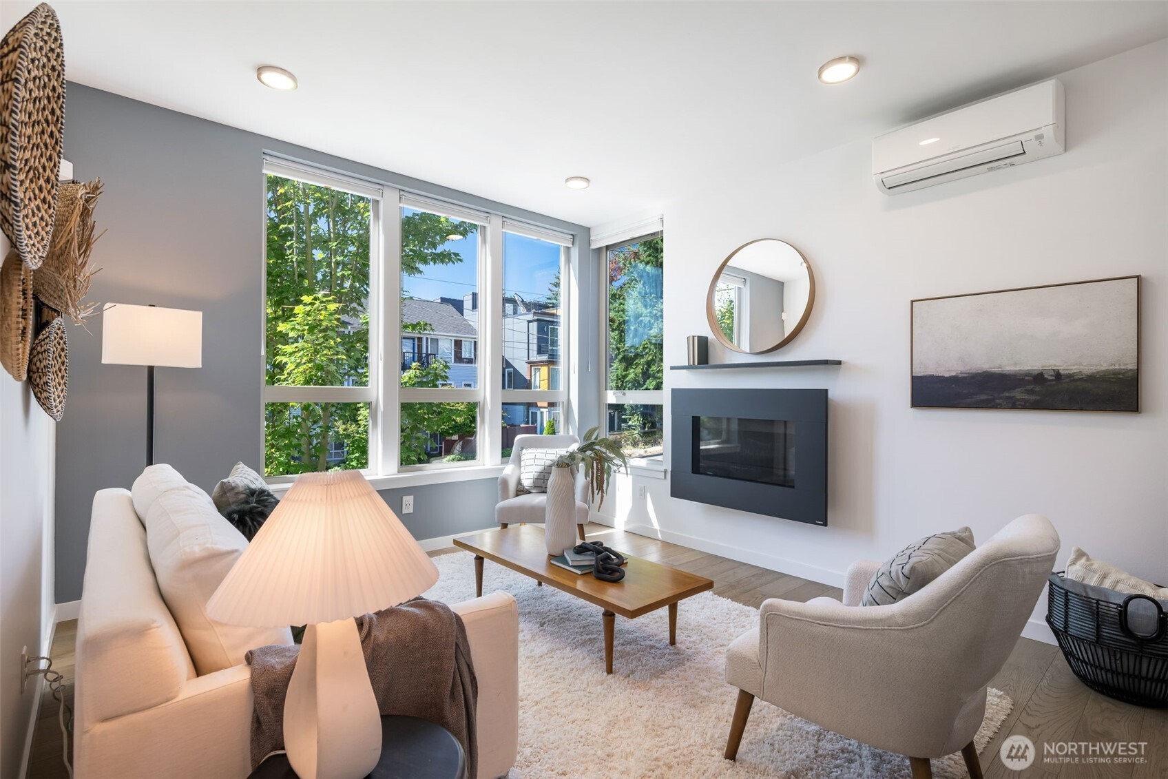 630 Northwest 85th Street, Unit A Seattle, WA 98117 - Photo 3 of 32