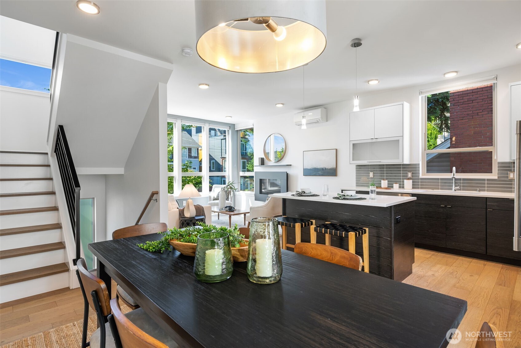 630 Northwest 85th Street, Unit A Seattle, WA 98117 - Photo 7 of 32