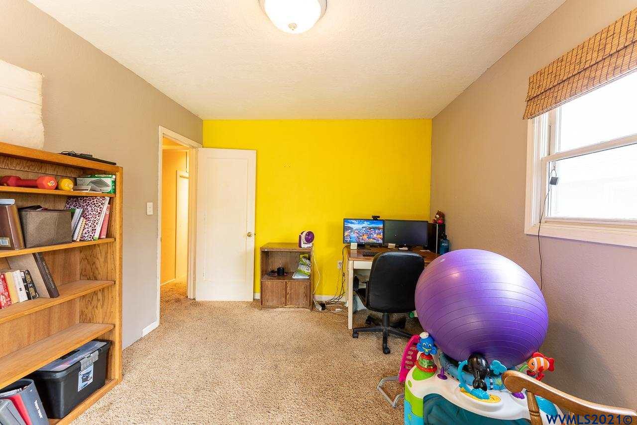 1070 Southwest 13th Avenue Albany, OR 97321 - Photo 13 of 26 Gallery Image 13