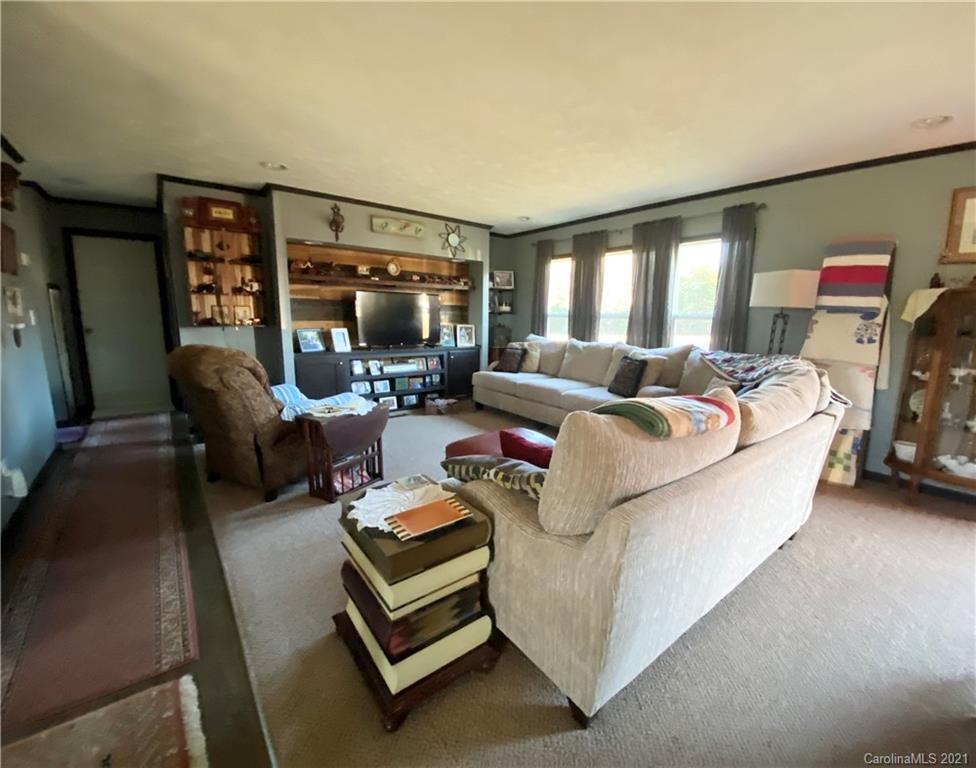 6972 George Hildebran School Road Hickory, NC 28602 - Photo 4 of 24 Gallery Image 4