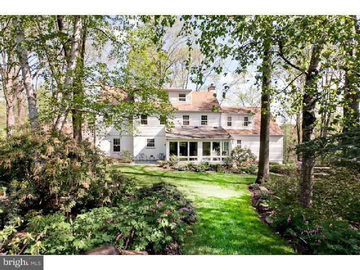 26 Old Covered Bridge Road Newtown Square, PA 19073 - Photo 5 of 25 Exterior Back