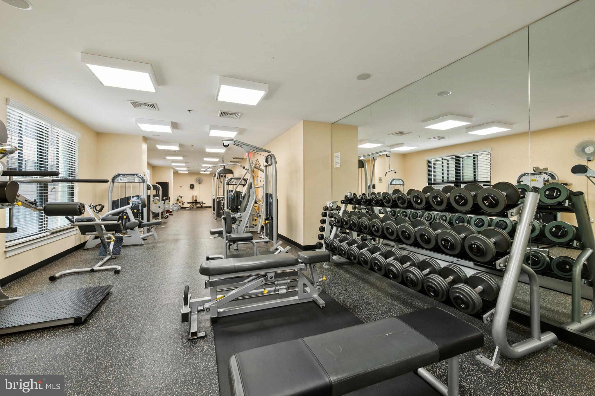910 M Street Northwest, Unit 1006 Washington, DC 20001 - Photo 25 of 35