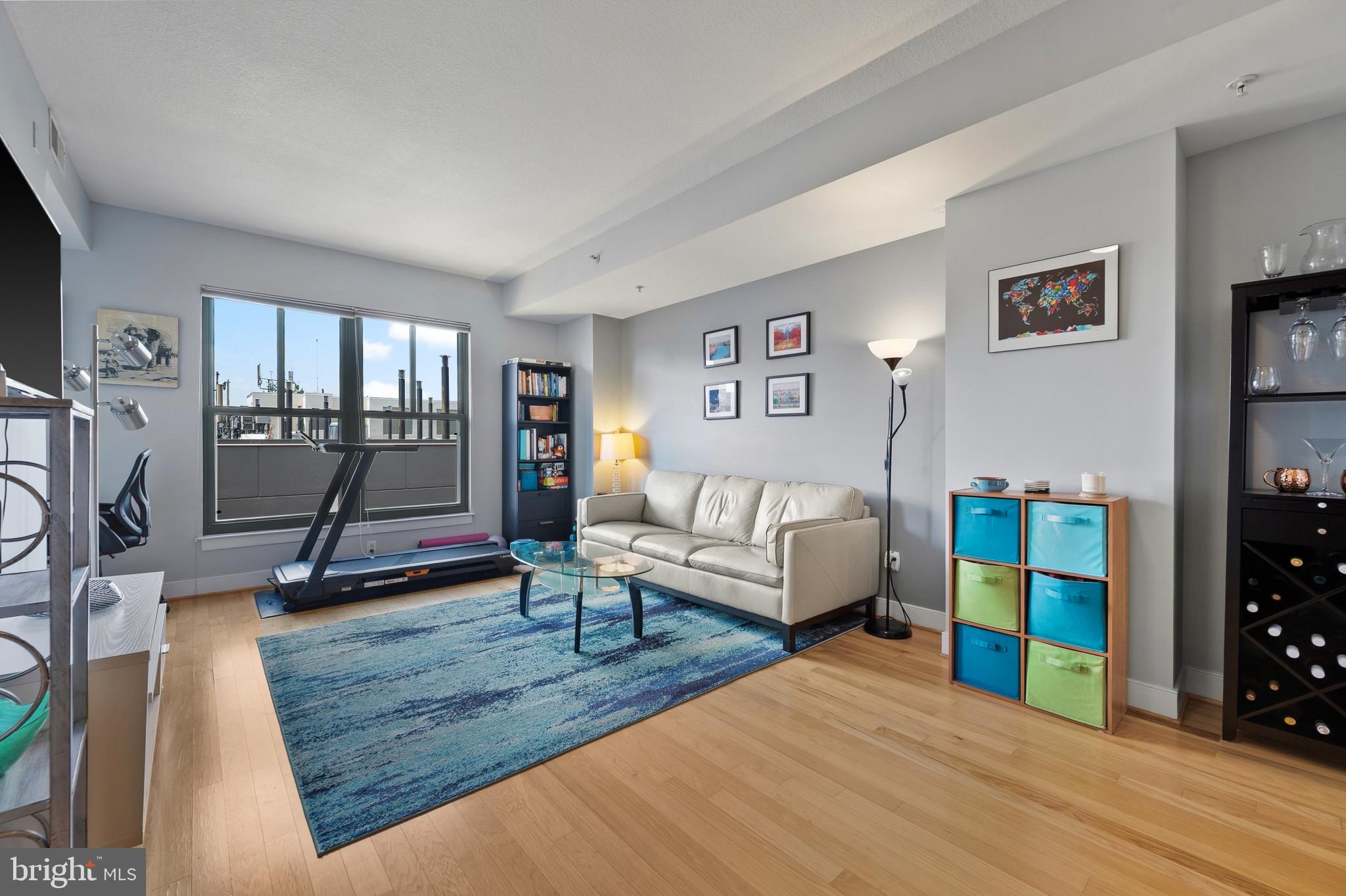 910 M Street Northwest, Unit 1006 Washington, DC 20001 - Photo 4 of 35