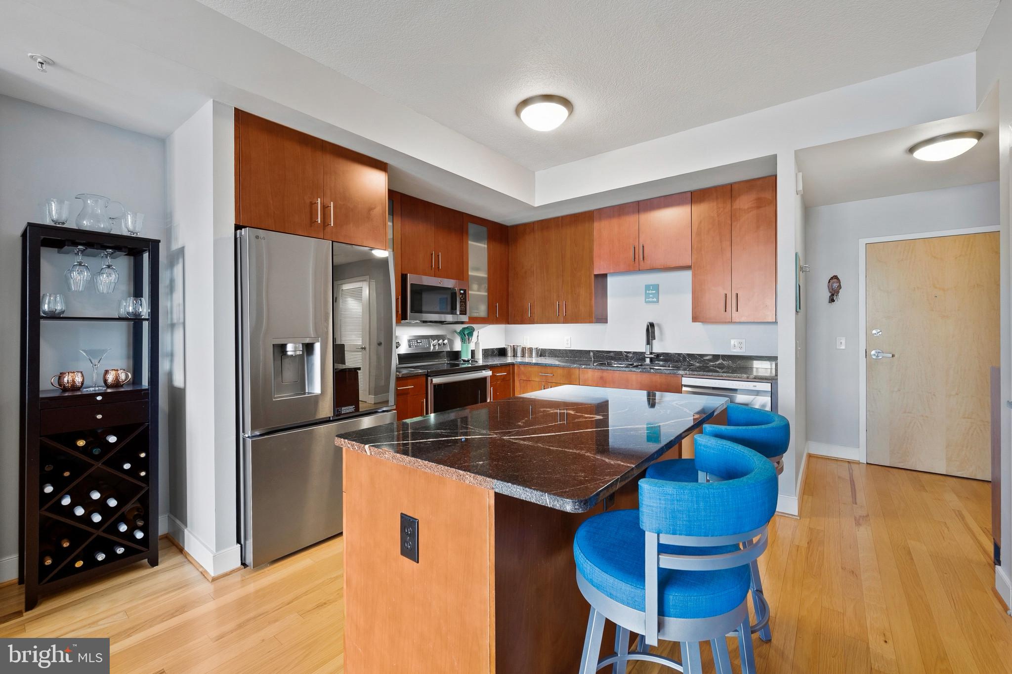 910 M Street Northwest, Unit 1006 Washington, DC 20001 - Photo 10 of 35