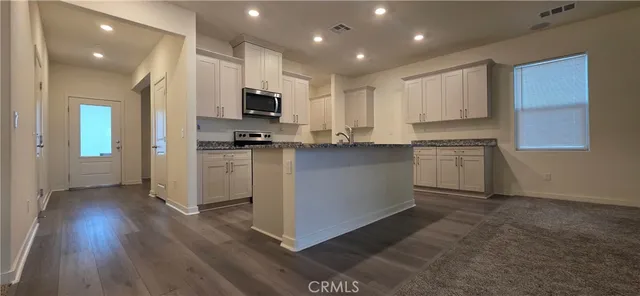 $465,000 | 7615 Cranberry Way, Bakersfield, CA 93313