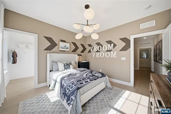 $1,079,990 | 16 Belmont Place, Oakland, NJ 07436