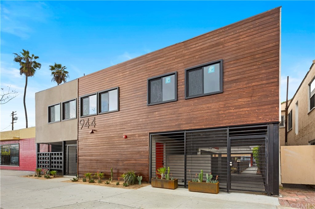 944 Pacific Avenue Long Beach, CA 90813 - Photo 1 of 1
