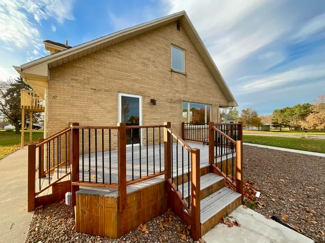 $450,000 | W1415 County Rd MM, Mosel, WI 53015