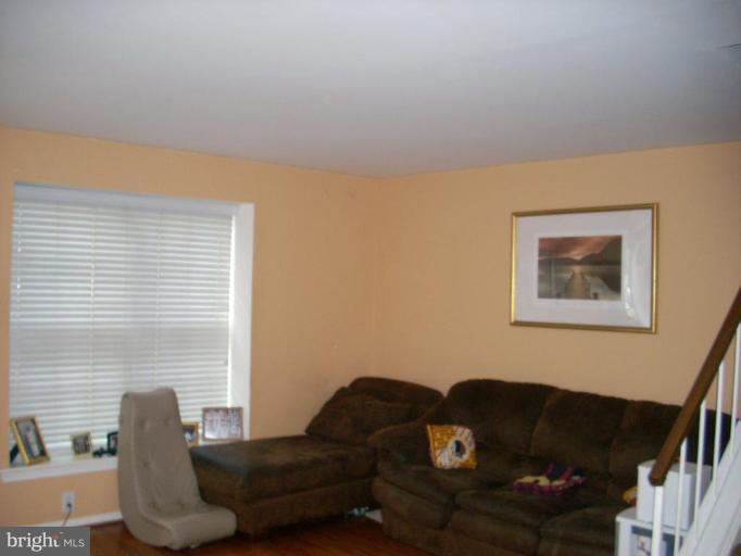 7985 Northumberland Road Springfield, VA 22153 - Photo 8 of 10 Living Room #2