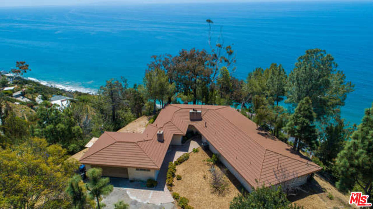 20616 Seaboard Road Malibu, CA 90265 - Photo 2 of 19 Gallery Image 2
