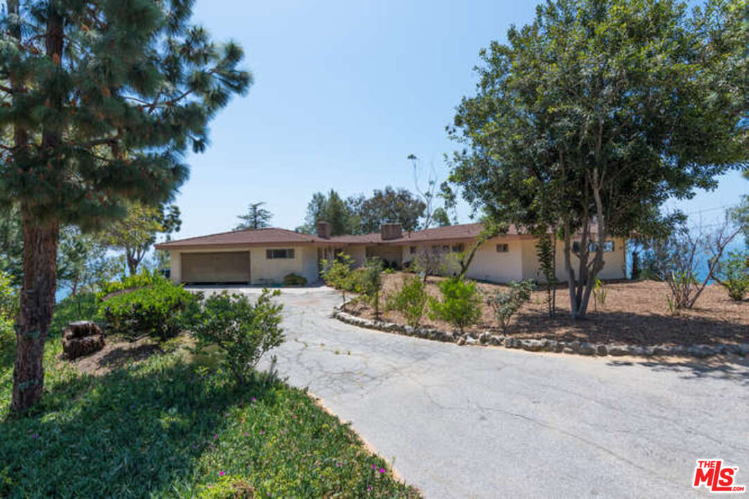 20616 Seaboard Road Malibu, CA 90265 - Photo 19 of 19 Gallery Image 19
