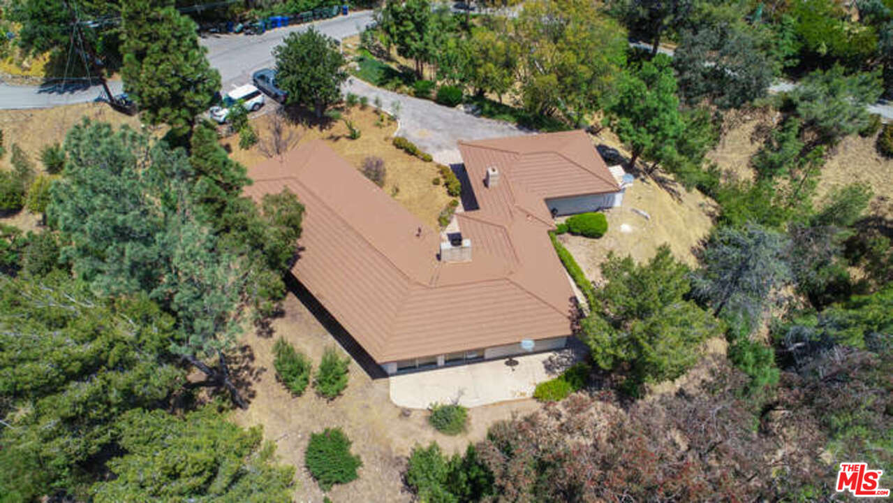 20616 Seaboard Road Malibu, CA 90265 - Photo 7 of 19 Gallery Image 7