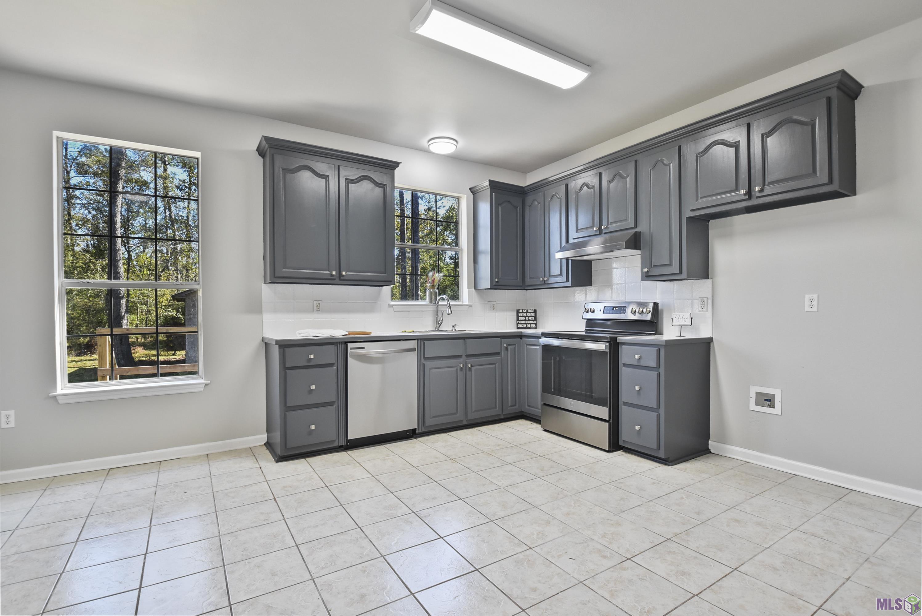 31700 Lower Rome Road Springfield, LA 70462 - Photo 5 of 19