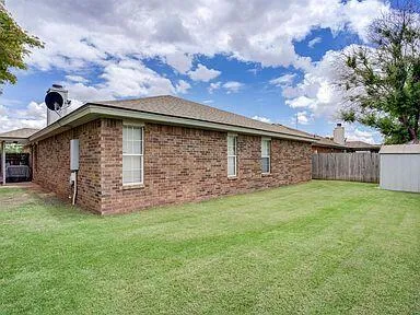 $1,895 | 8904 Elgin Avenue, Lubbock, TX 79423