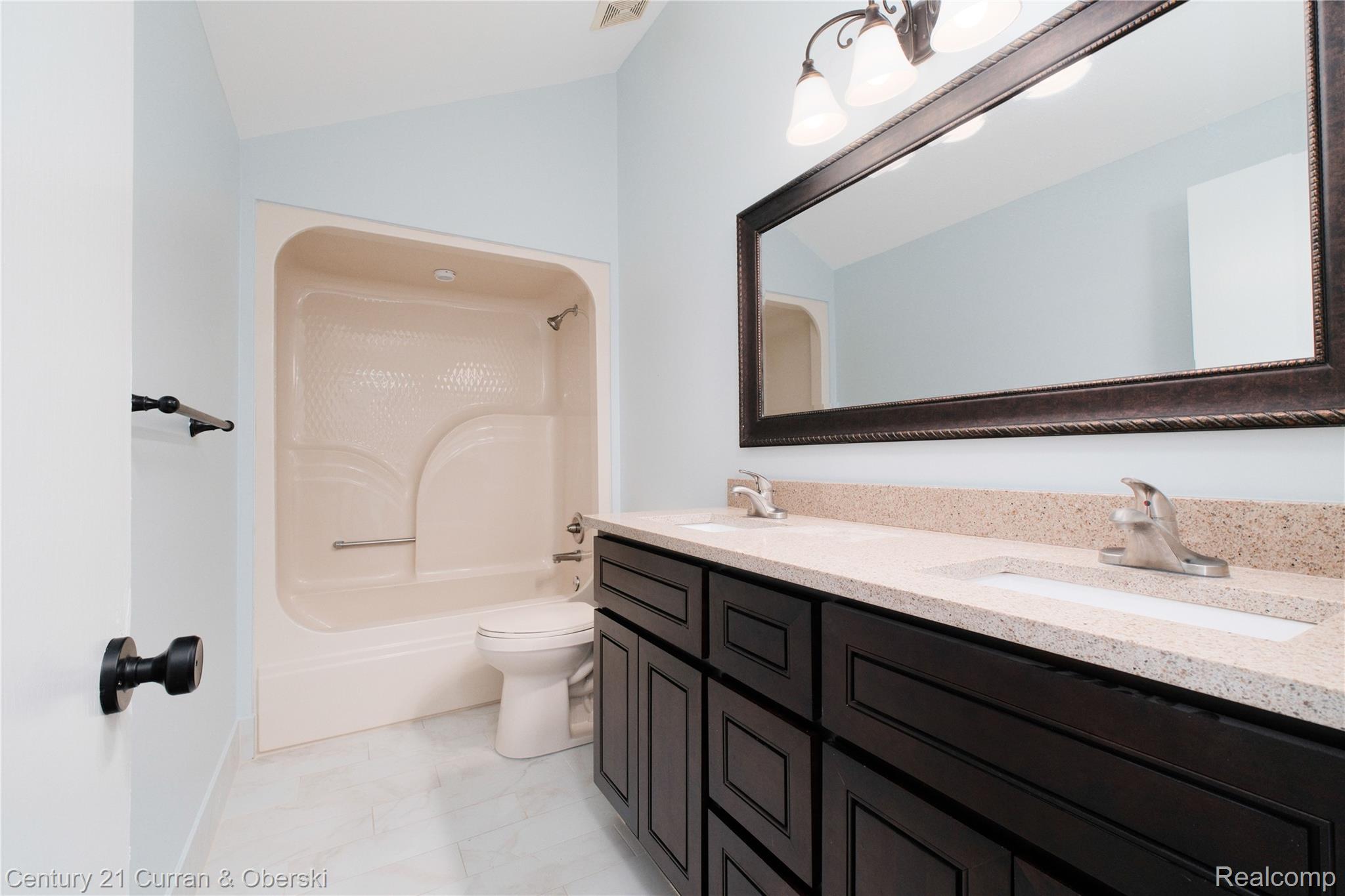 1083 North Livernois Road Rochester, MI 48306 - Photo 28 of 64