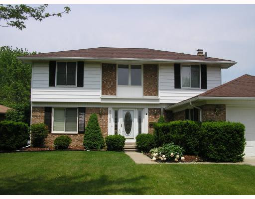 43152 Barchester Road Canton, MI 48187 - Photo 2 of 2 Photo 2