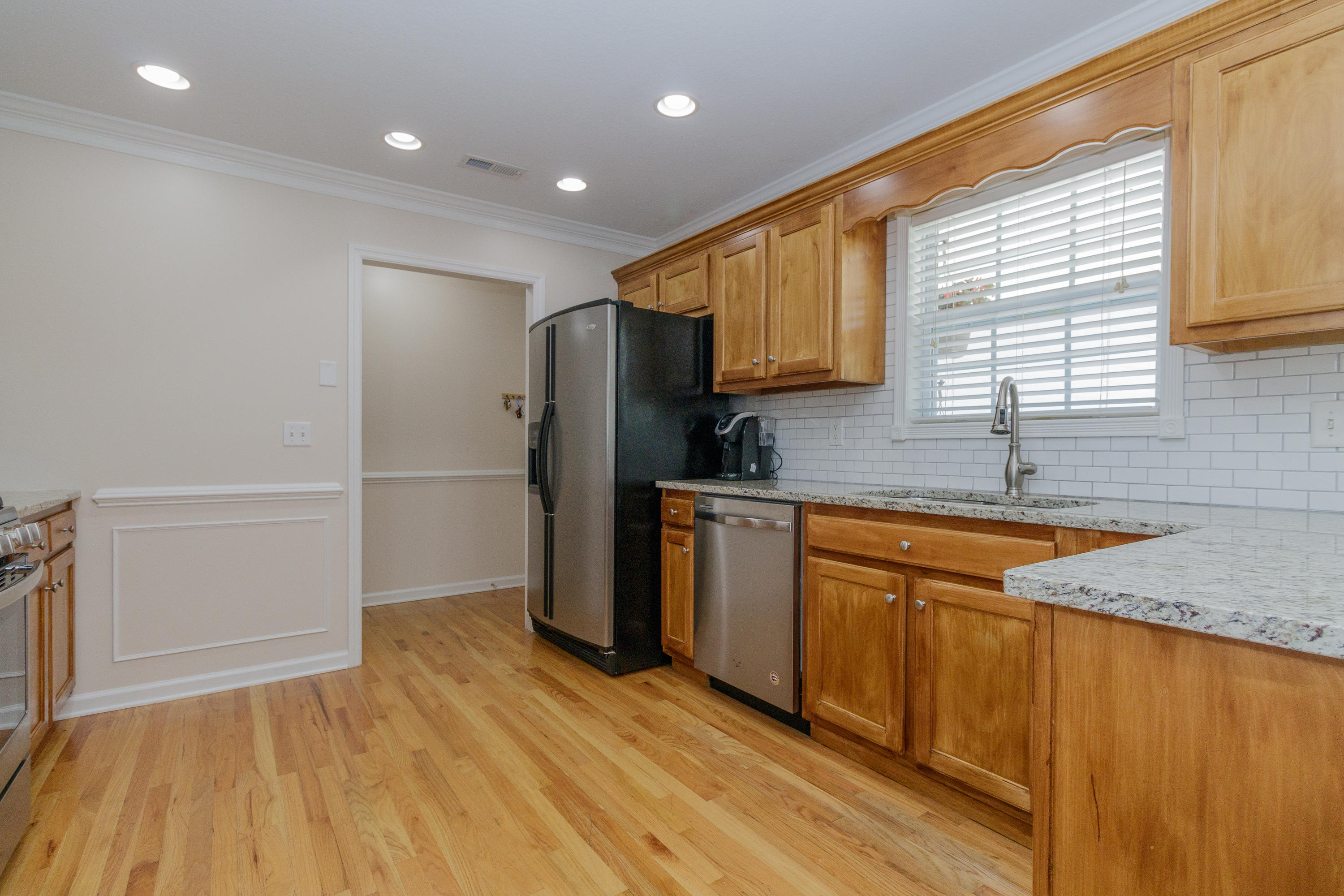 390 Cardinal Road Ringgold, GA 30736 - Photo 9 of 38 Kitchen Dining Room