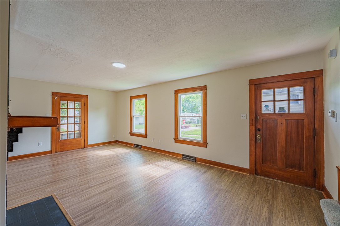 258 East Siebenthaler Avenue Dayton, OH 45405 - Photo 9 of 45