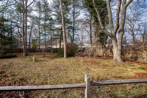 $1,395,000 | 17 Chapman Lane, Edgartown, MA 02539