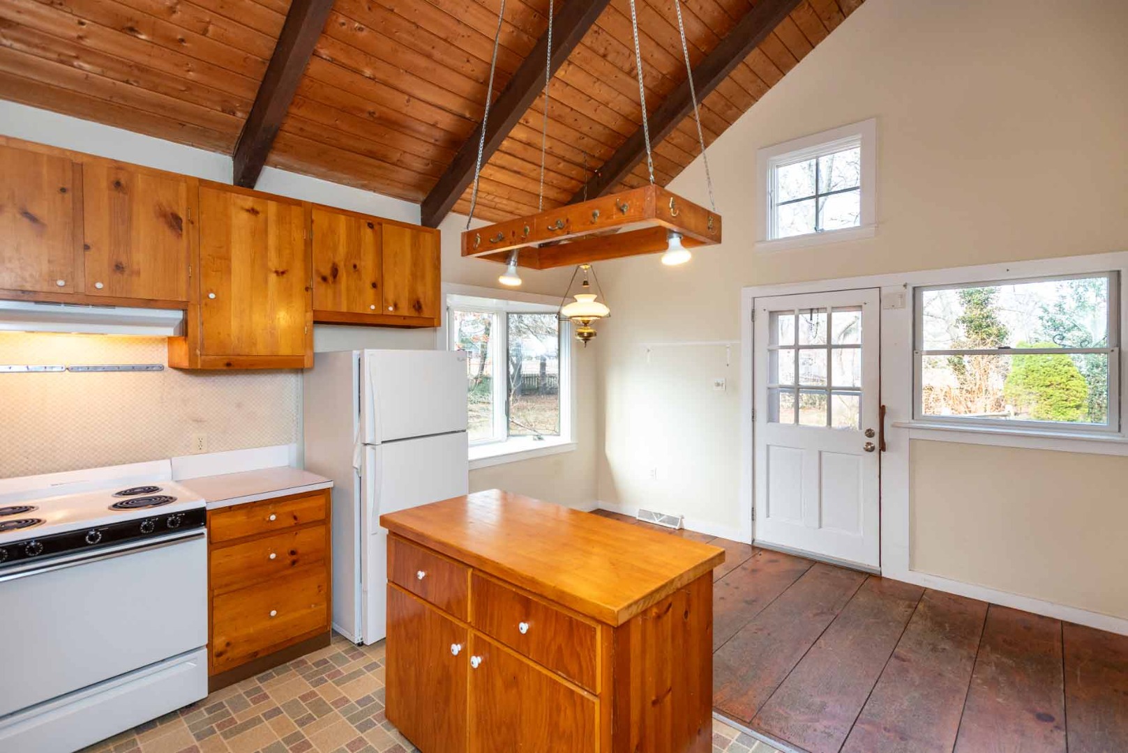 17 Chapman Lane Edgartown, MA 02539 - Photo 9 of 26